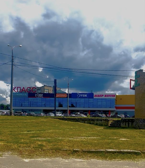 Продам 1/2 дома р-он Новые дома 1 мин Коммунальный рынок , газ, вода, центральная канализация
