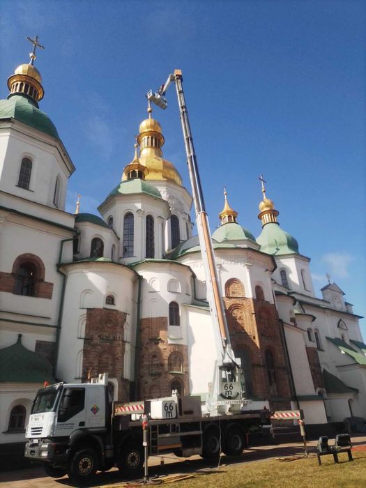 Послуги. Оренда автовишки 27м, 32м, 35м, 45м, 66м.