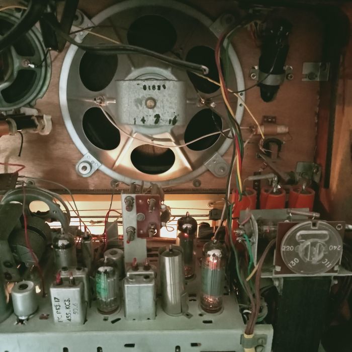 Rádio antigo Philips