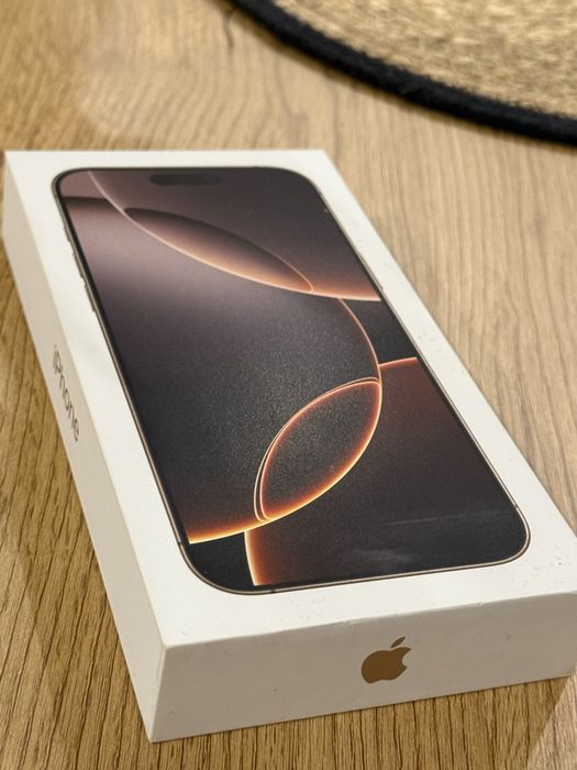 iPhone 16 PRO MAX 256 GB  stan idelany - GOLD ROSE - 97% Baterii