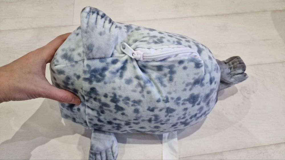 Игрушка подушка тюлень с 4 малышами.