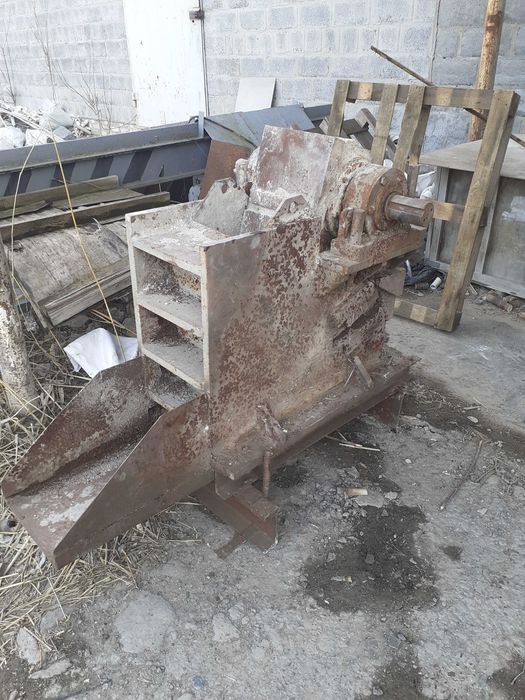 Щековая дробилка ,щека 280 мм