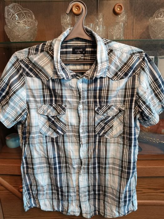 Продается тенниска Colins