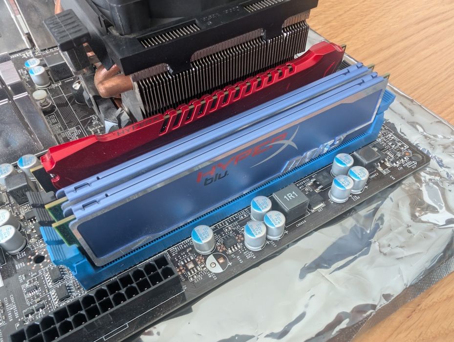 Zestaw AM3: Płyta MSI 870-C45 + Phenom II X4 955 BE + 12GB RAM HyperX + Chłodzenie