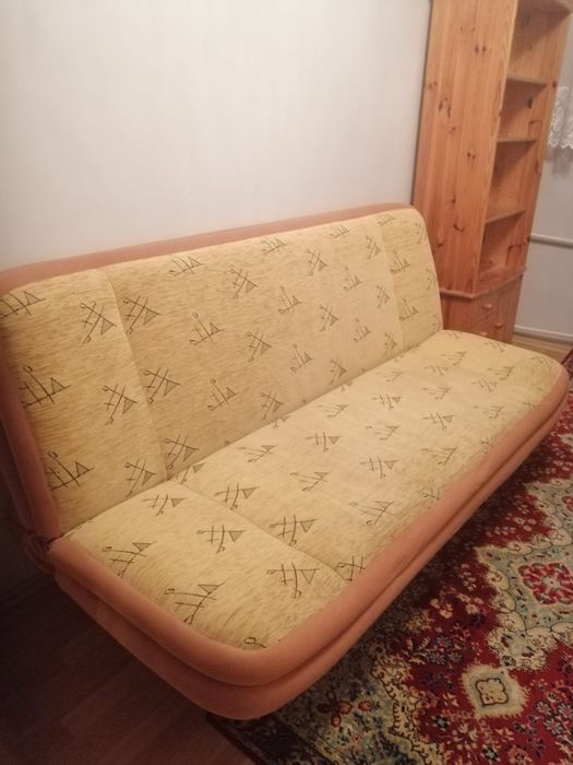 Oddam kanapę wersalkę