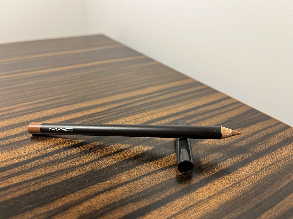 Konturówka kredka do ust MAC Lip Pencil - Stripdown