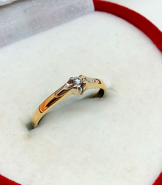 Złoty pierścionek z brylantem YES PR.585 W:1,17gr R.12 InterSKLEP