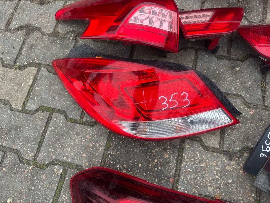 стоп ліхтар Peugeot 307 Citroen C5 Opel Astra J Signum Insignia