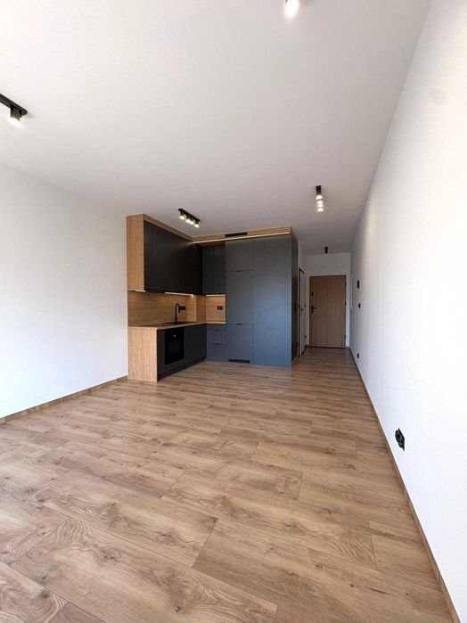 Wynajmę kawalerkę 30 m2, klimatyzacja, balkon REZERWACJA
