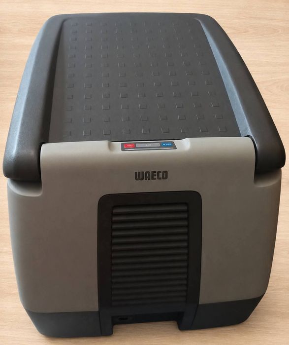 Geleira Elétrica Waeco BordBar BB-32 12V | Frio e Quente | 32L + Inversor de Corrente Novo