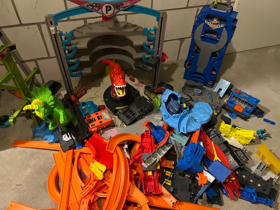 Hot Wheels zestawy i tory