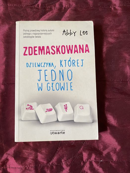 ,,Zdemaskowana” Abby Lee