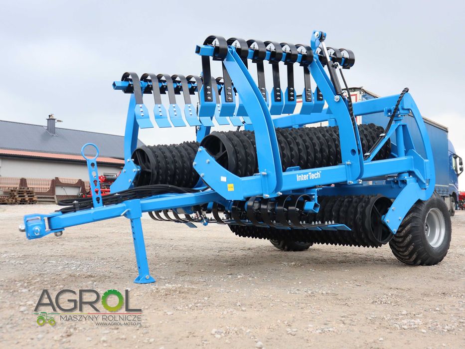 Wał posiewny 6,3m fi 530 Inter-Tech wały na 3 siłowniki ; Włóka ;600mm