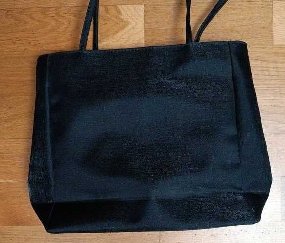Nowa, elegancka, czarna torebka 25x25x7