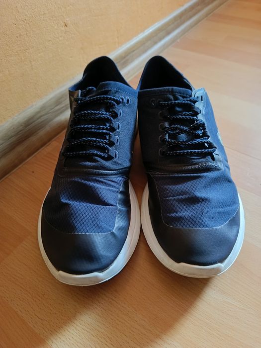Buty męskie sportowe rozmiar 44,5 Lacoste