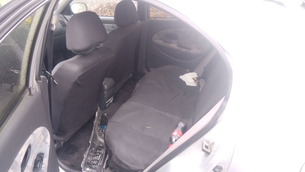 Mitsubishi Carisma на ходу газ бензин