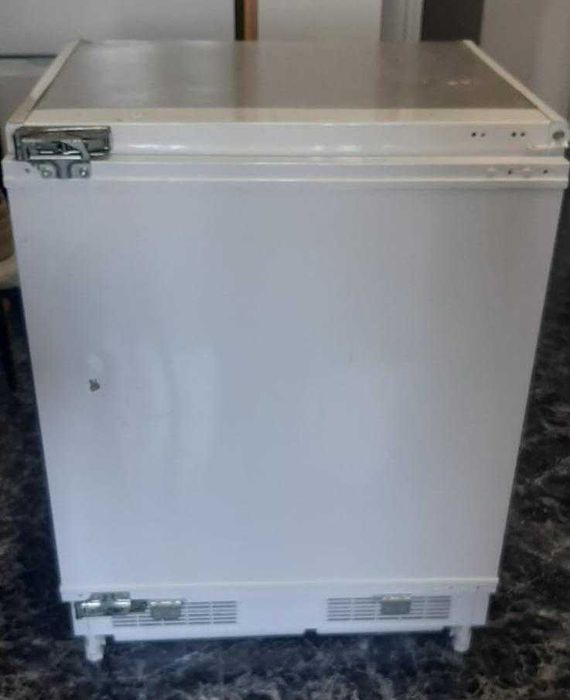 Frigorífico (Mini) Encastrar Teka 130L – Compacto e Funcional