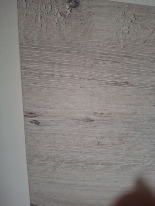 Cama de casal com arrumação
