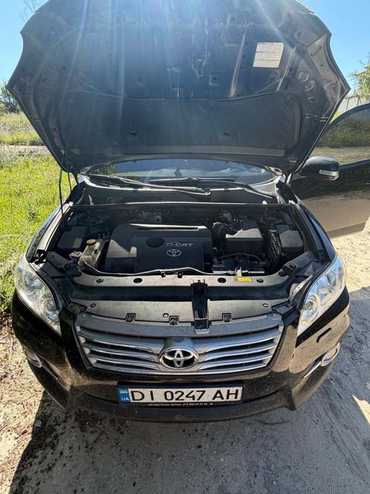 Toyota RAV4 2010 • 2.2 дизель ТЕРМІНОВО