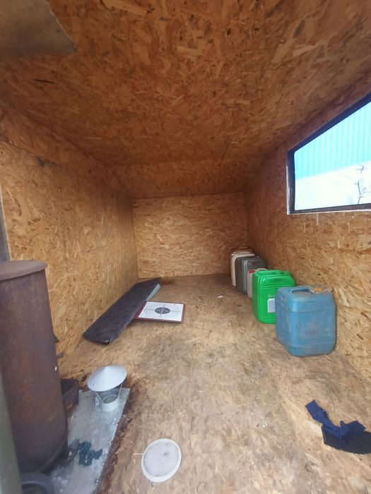 Утеплений вагончик, будка