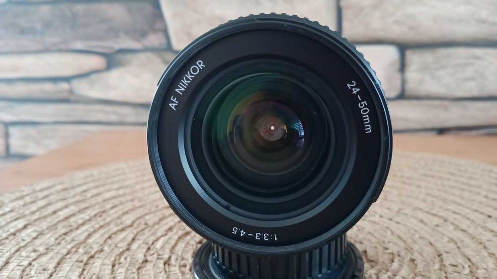Nikon AF Nikkor 24–50mm f/3.3–4.5