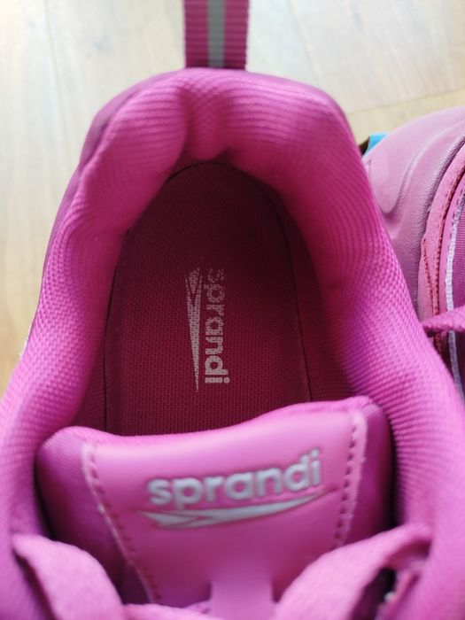 Buty sportowe damskie sprandi 39 jak nowe