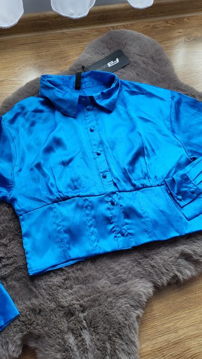 Nowa satynowa koszula, rozmiar S