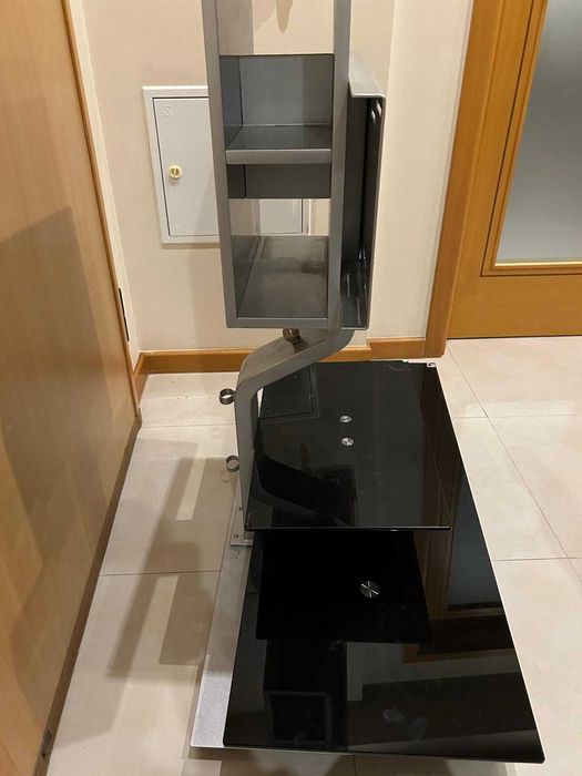 Móvel TV em vidro temperado