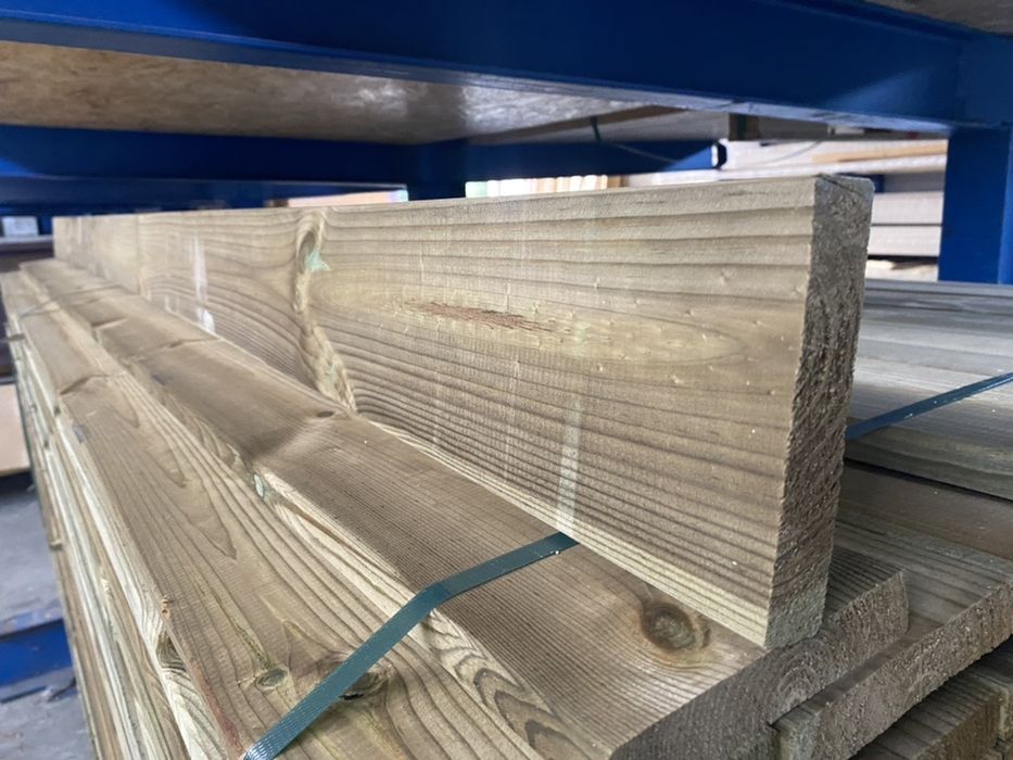 Tábua Tratada Aparelhada Casquinha Vermelha ideal para jardim