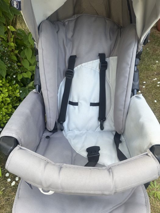 Conjunto carrinho bebé Chico