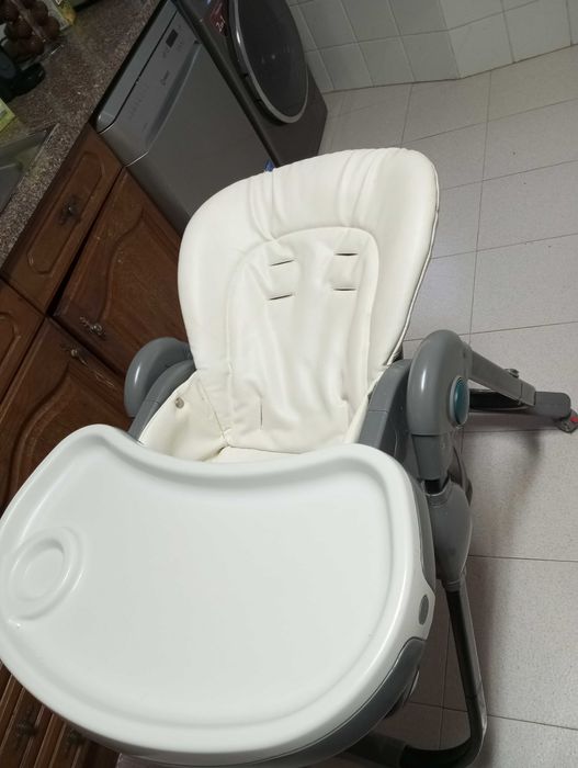 Cadeira de refeição