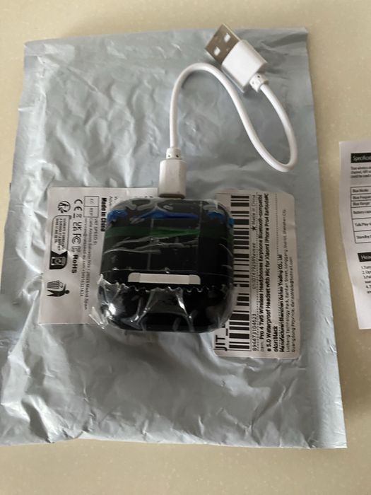 Sluchawki AirPods bluetooth