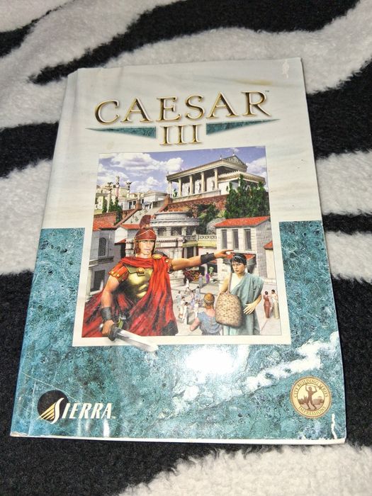 Jogos e manuais  para pc usados