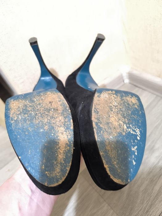 Туфлі жіночі на підборах