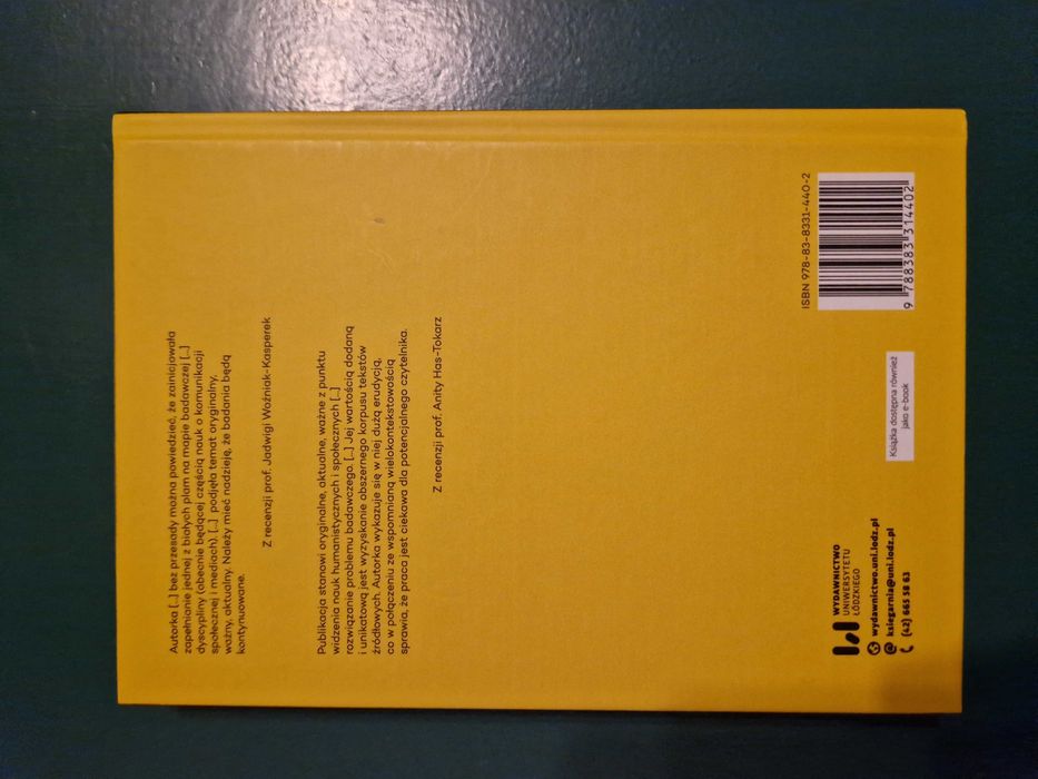 Przestrzenie kultury książki w publikacjach z zakresu savoir-vivre'u