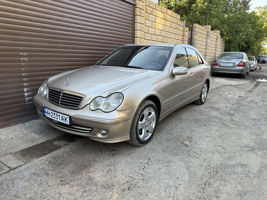 Продам мерседес c203 2006год