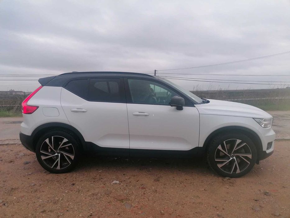 Volvo XC40 T5 R-Design (Plug-In)