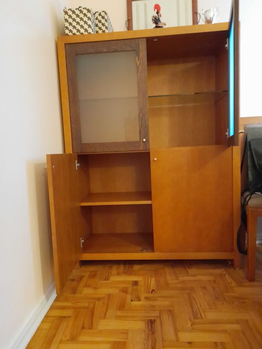 Movél Aparador/Cristaleira Cerejeira