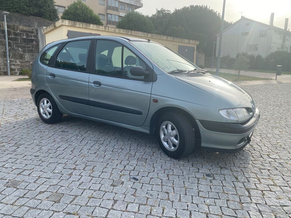 Renault Megane Scenic 1.9 dTi foto 4