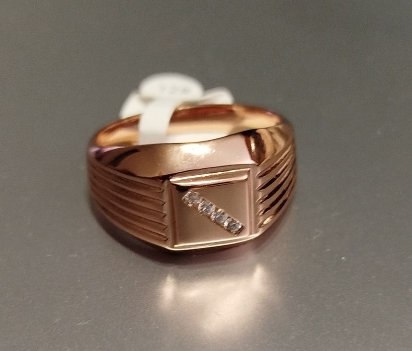 Перстень- печатка, позолота, медичне золото, р. 22