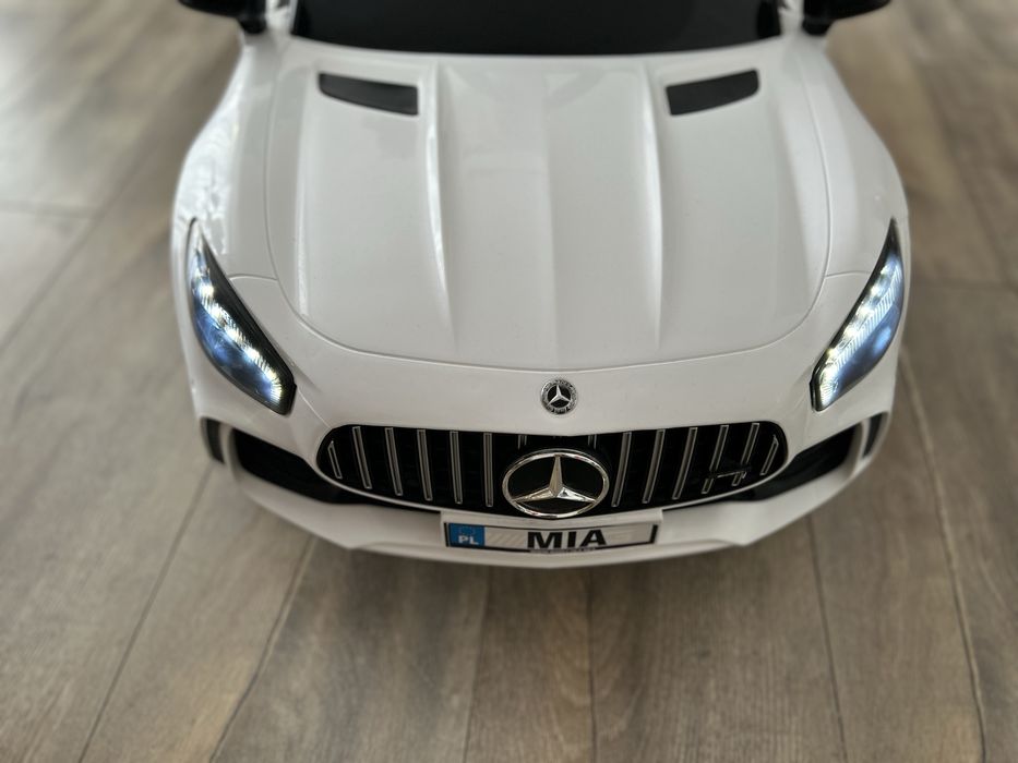 Auto na akumulator dla dziecka Mercedes AMG Bialy