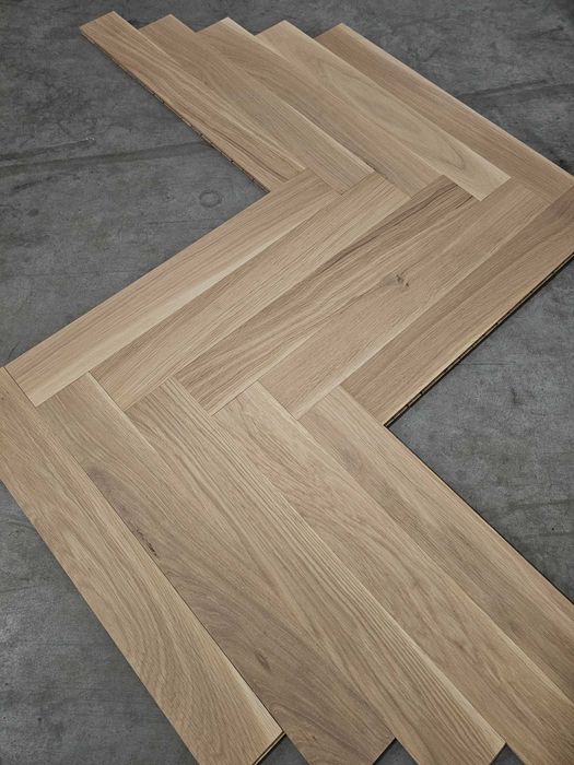 Jodełka klasyczna dąb biały olej 11x70x490 (37 m2)