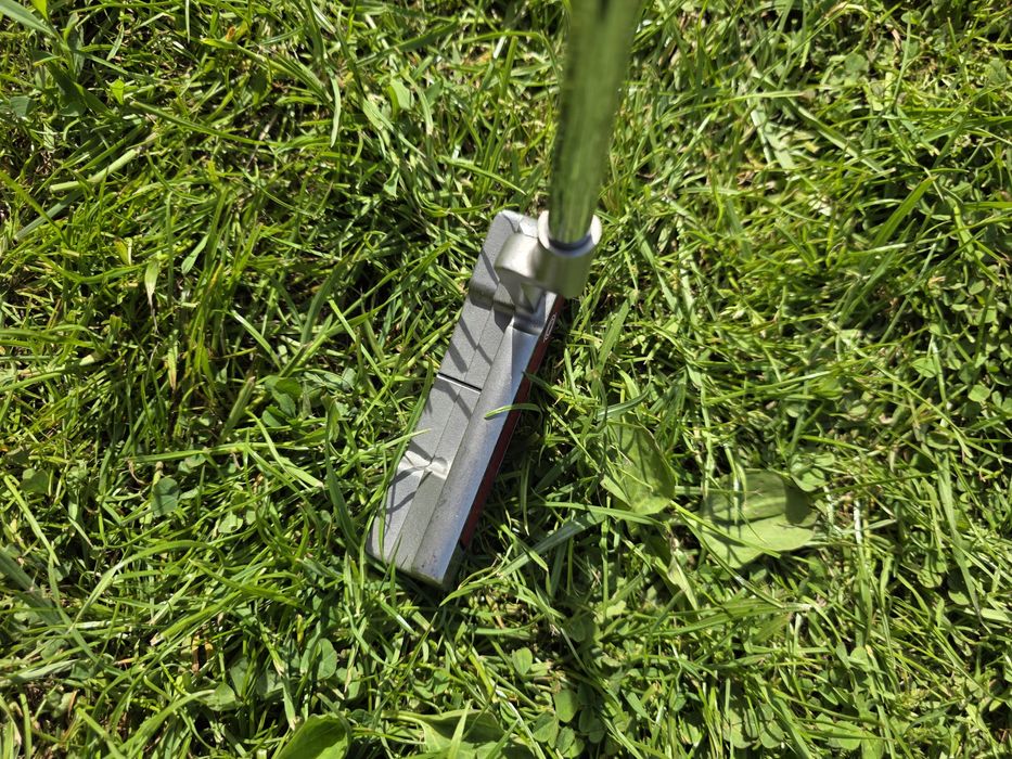 Kij do golfa putter Odyssey Crimson Series 660