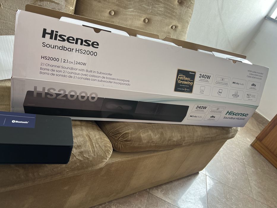 Soundbar Hisense HS2000 240W 2.1 – Nova na Caixa