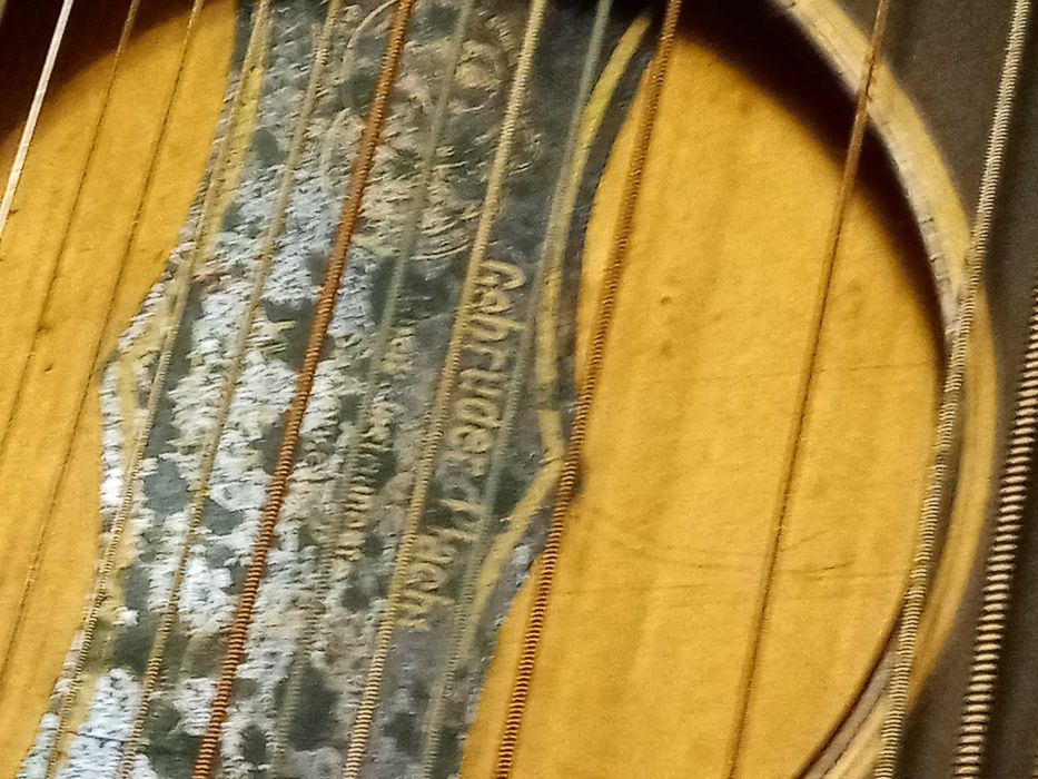 Stara przedwojenna cytra