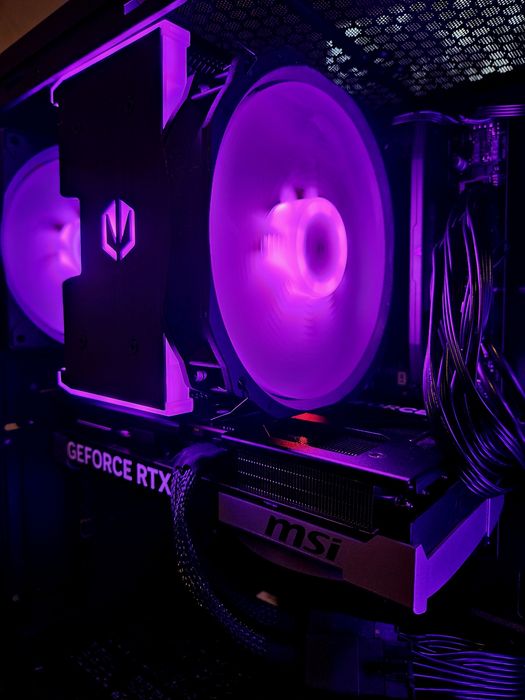 NOWY Komputer gamingowy RTX 5070/RYZEN 7500F/16GB/M.2/GWARANCJA!