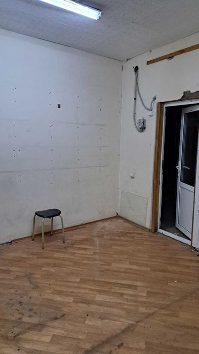 Оренда приміщення в Торговельному центрі на Сонячному 15 м2