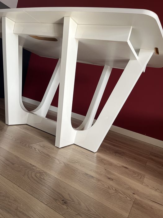 Stół rozkładany biały