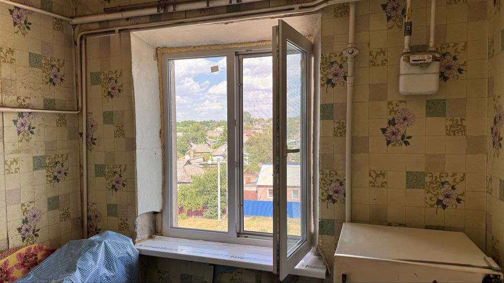 Продам 2-кімнатну квартуру  район Перлини