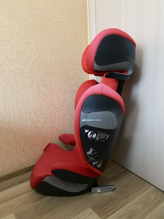 Автокресло-Бустер Cybex Solution S-Fix 15-36 кг, 3- 12 лет